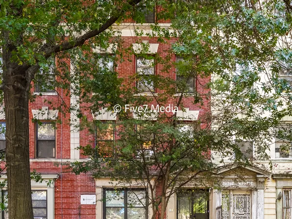 1070 Park Place image 1 of 1