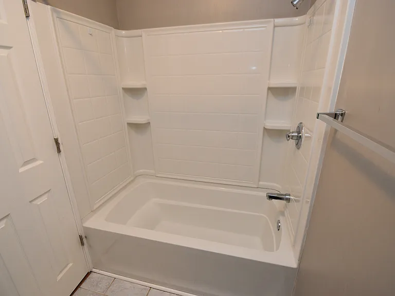 504 S Kings Point Rd — Photo 21