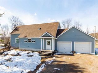 6 Woods Hollow Rd, Westford, VT 05494