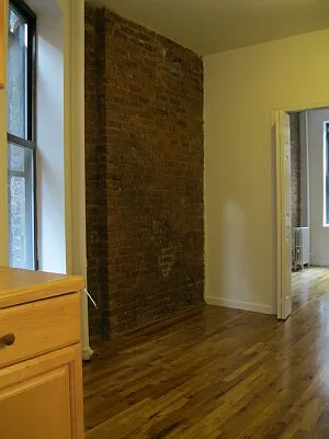 Rented by Tower Brokerage | media 44