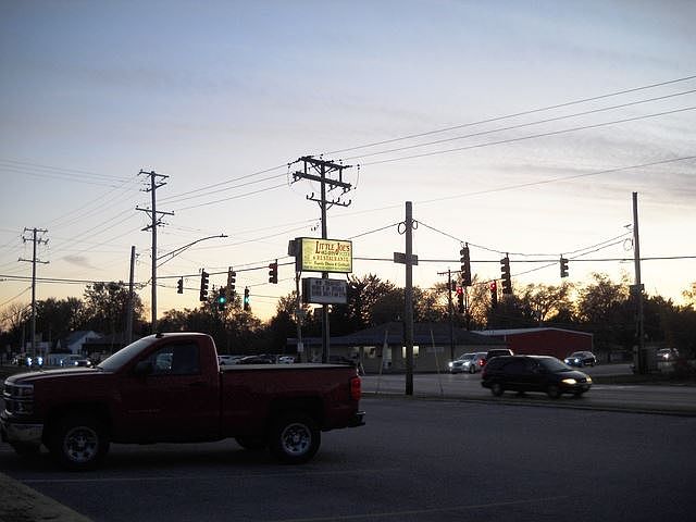 2nd image of 1300 N Cedar Rd