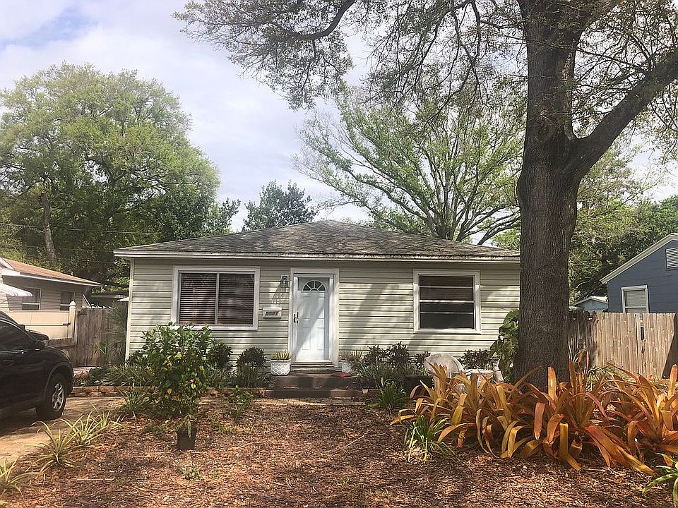 2nd image of 5021 36th Ave N
