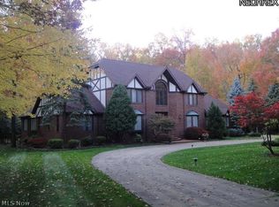 367 Woodbend Dr, Ravenna, OH 44266