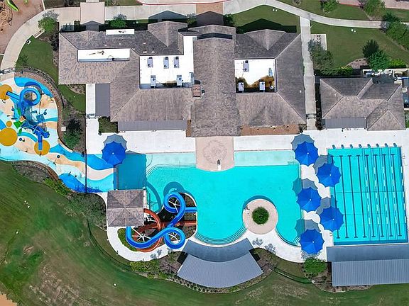 4th image of 3915 Prairie Landing Ln