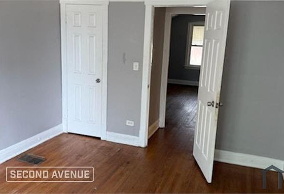 4th image of 9320 S Saginaw Ave
