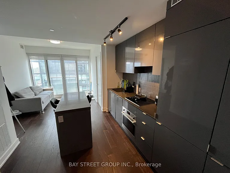 7 Grenville St #3401 — Photo 19