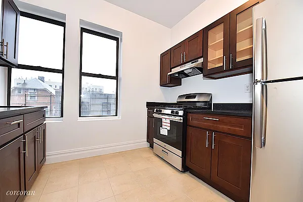 Rented by Corcoran | media 32