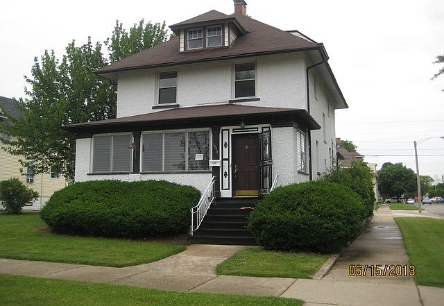 1st image of 1018 Broadway Ave