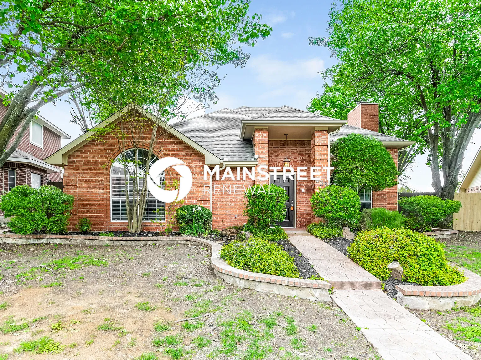 633 Fern Dr — Photo 1