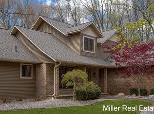1790 N Broadway St, Hastings, MI