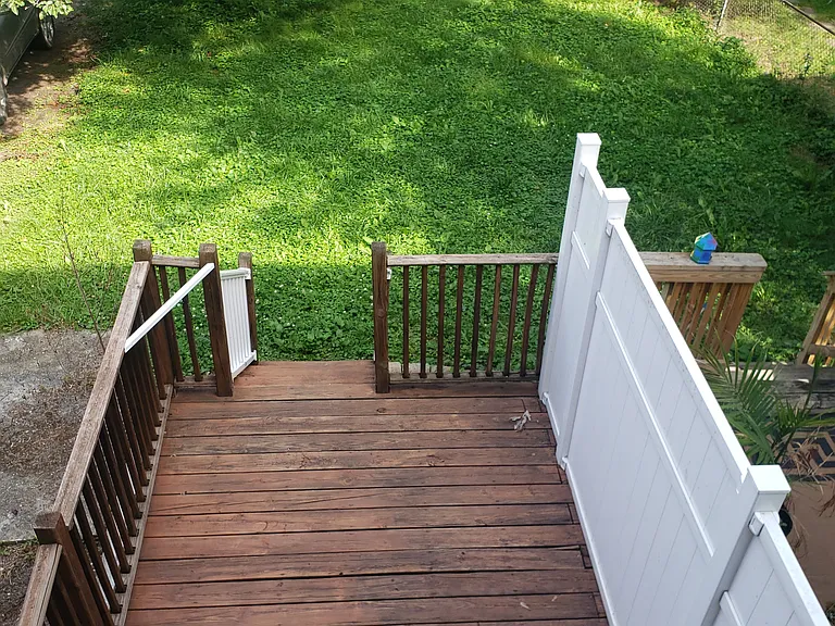 138 S Locust St — Photo 22