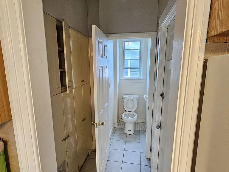 1307 Jacob St — Photo 2
