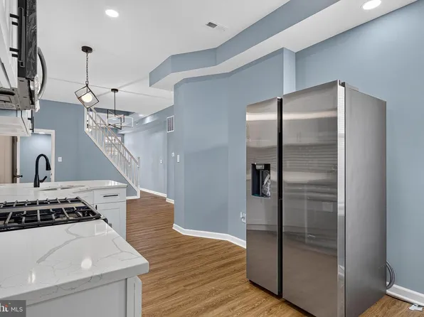 715 E 23rd St, Baltimore, MD 21218