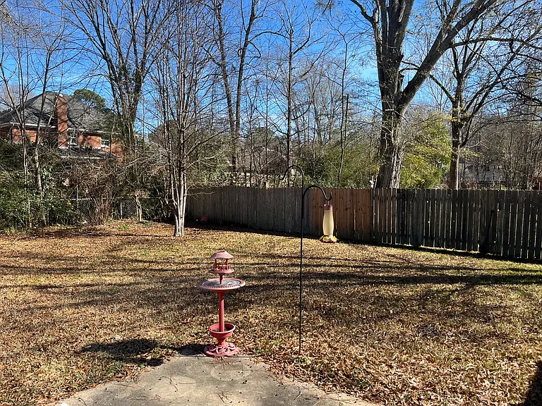 842 Newland St — Photo 22