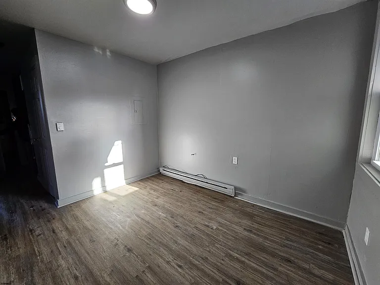 709 Adriatic Ave — Photo 4