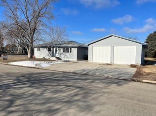 812 N Collins St, Atkinson, NE 68713