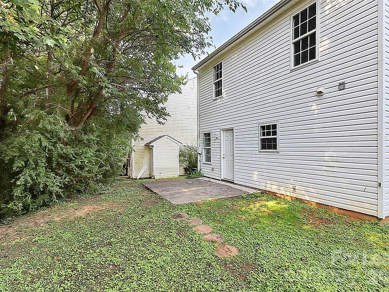 1215 McAllister Dr — Photo 30