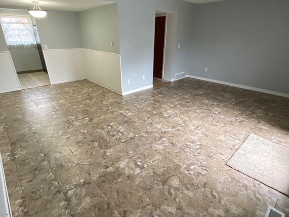 2nd image of 3531 Amberway Ct