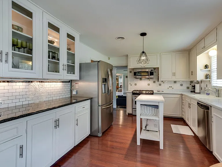 4240 Westmont Ct — Photo 8