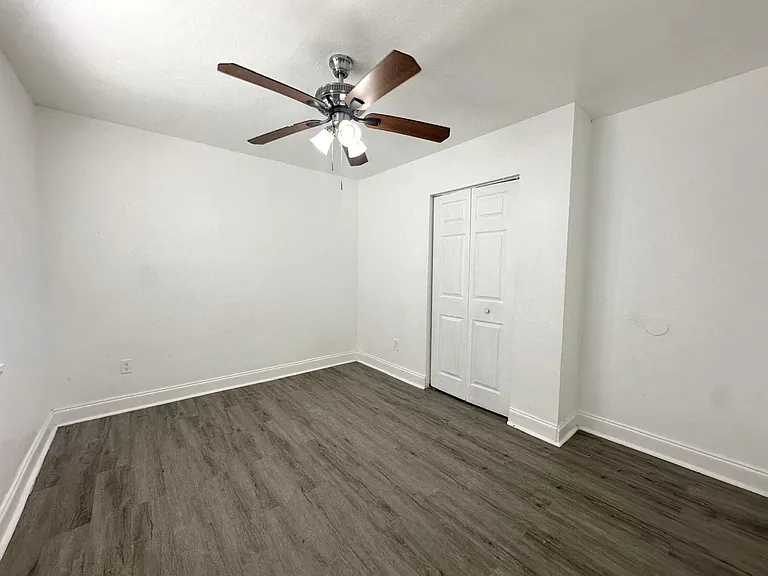 Miami Central Apartments — Photo 31