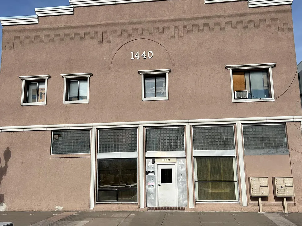 1440 Victorian Ave #4