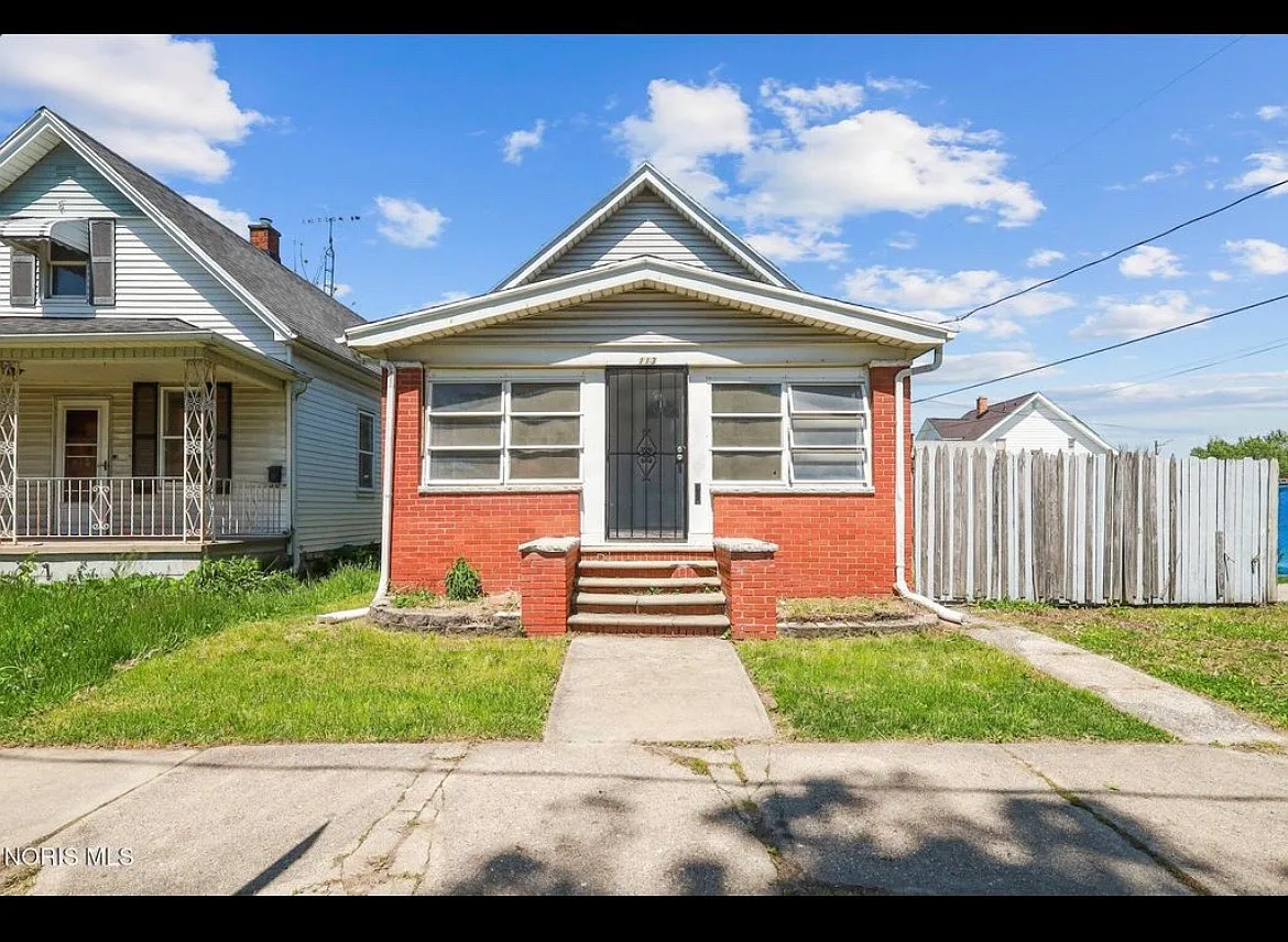 2 bed, 736 sqft, $795 — Photo 1