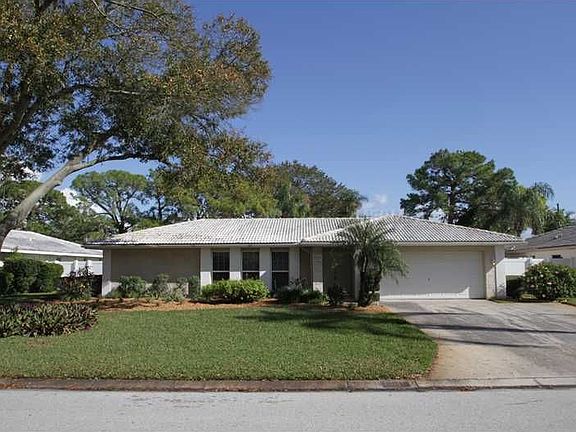 2nd image of 6387 Tanglewood Dr NE
