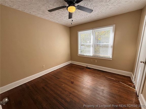 5th image of 1106 Clark St #B
