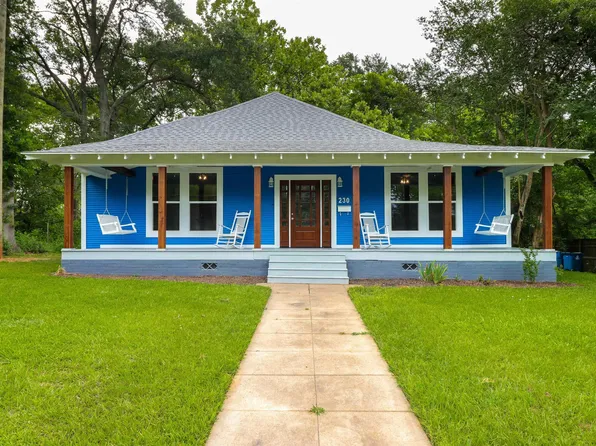 230 N Henderson St, Rusk, TX 75785