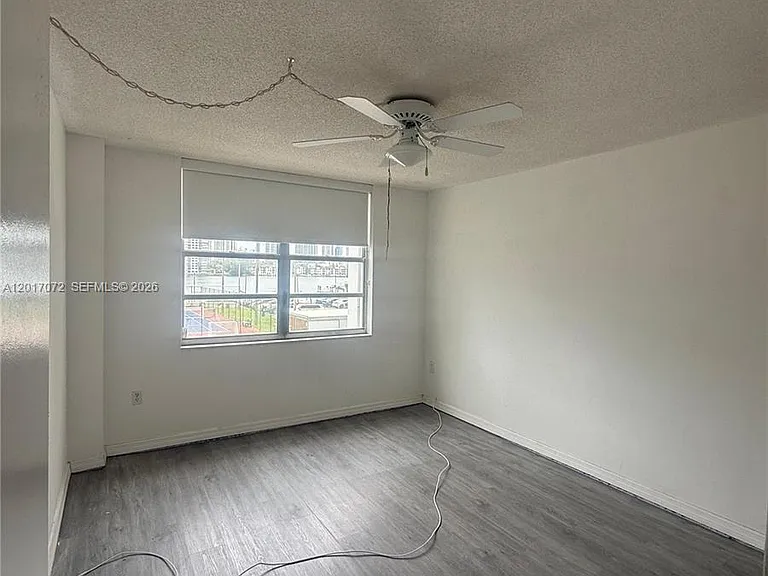 2750 NE 183rd St #T-211 — Photo 21