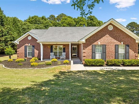 2nd image of 621 Teal Dr