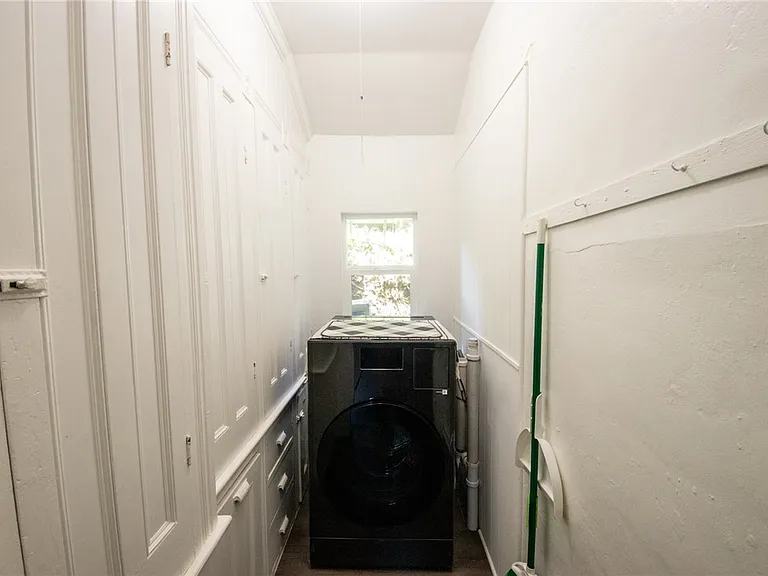 35 Cherry St — Photo 7