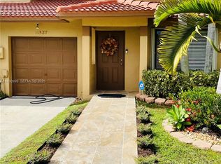 Valleys Of Kendall, Miami, FL 33176