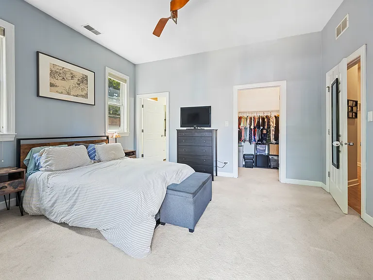 1801 N Kedzie Ave #101 — Photo 9