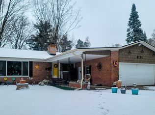 6131 Woodmoor Dr, Burton, MI