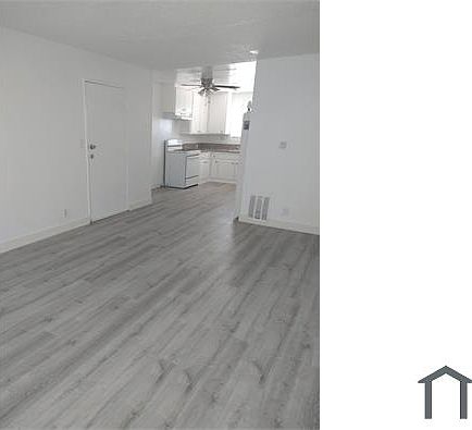 4th image of 11116 Berendo Ave APT 3