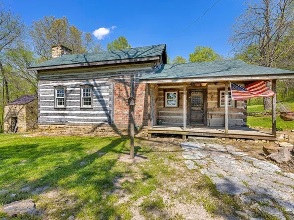 10501 Cletus Ln, Marthasville, MO 63357