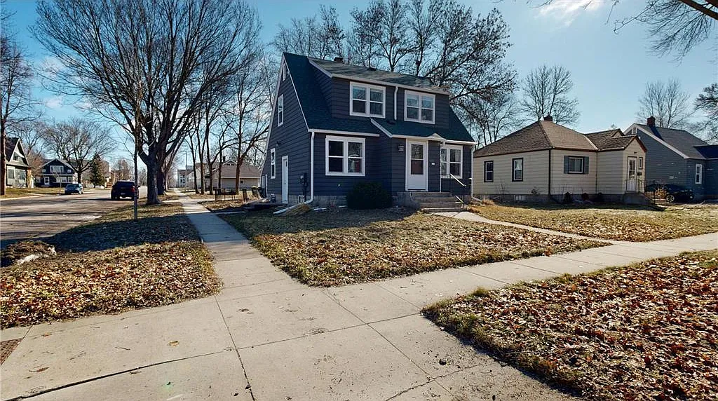 4 bed, 2.5 bath, 1912 sqft, $1,600 — Photo 2