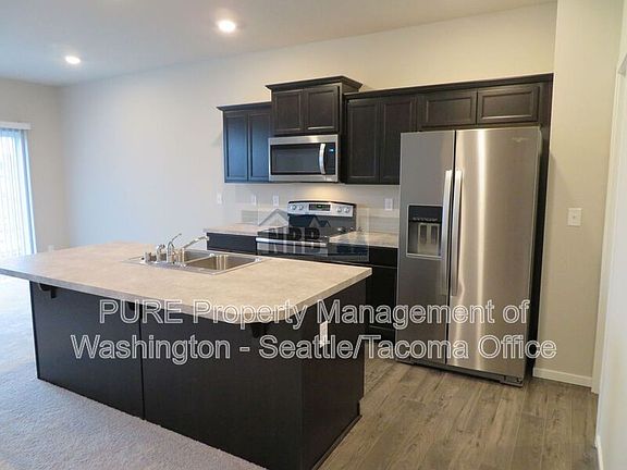 4th image of 18414 107th Ave E