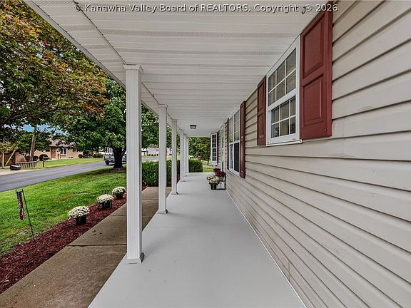 3rd image of 314 Cedar Crest Dr