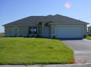 1109 Graystone Ave, Lehigh Acres, FL 33974