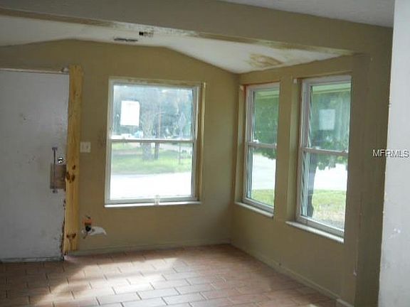 4th image of 8602 N Taliaferro Ave