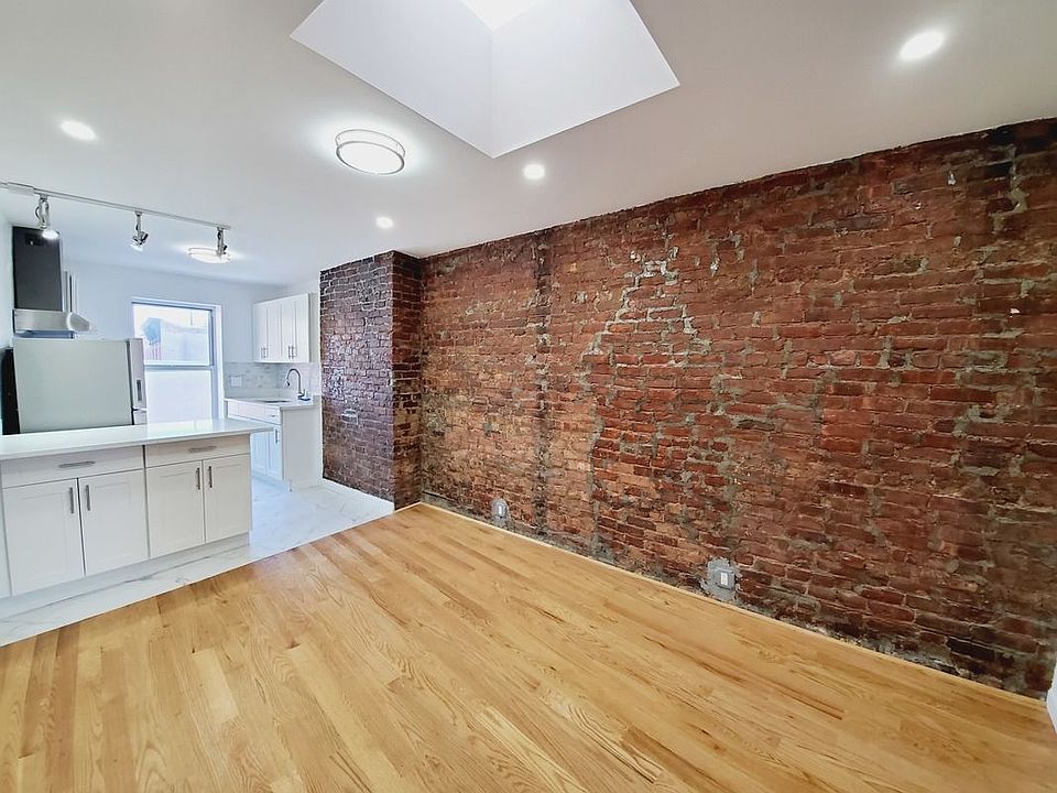 1st image of 4 Wyckoff St #1B