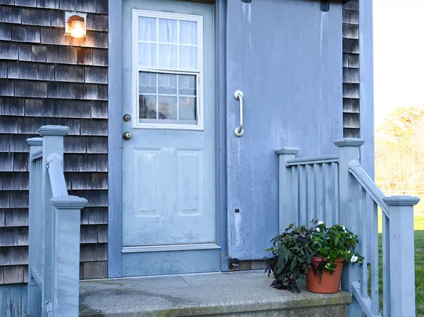 329 King Rd, Tiverton, RI 02878