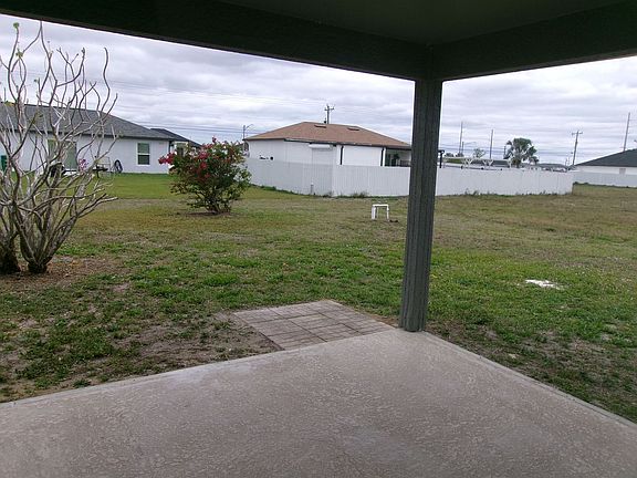 5th image of 2216 NW 7th Pl