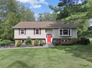 612 Challinor Dr, Yorktown Heights, NY 10598