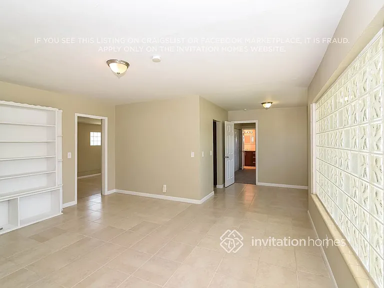 3205 Chapel Hill Blvd — Photo 4