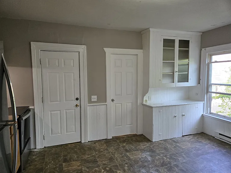 109 Green St #2 — Photo 4