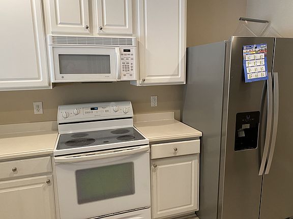 2nd image of 4113 Crownwood Dr