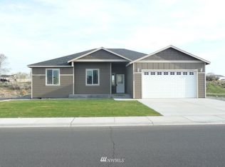 3517 Glenmoor Dr, Moses Lake, WA 98837
